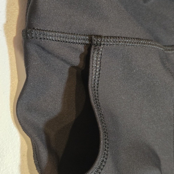Old Navy Girls L Black High-Rise Joggers - Picture 6 of 6
